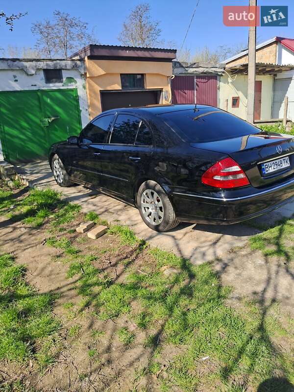 Седан Mercedes-Benz E-Class 2005 в Одесі