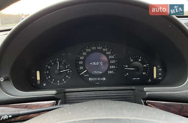 Седан Mercedes-Benz E-Class 2003 в 