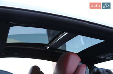 Купе Mercedes-Benz E-Class 2011 в 