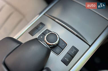 Седан Mercedes-Benz E-Class 2015 в 