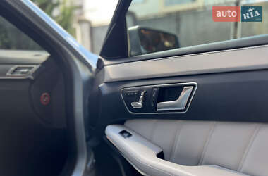 Седан Mercedes-Benz E-Class 2015 в 