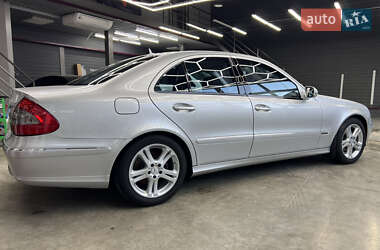 Седан Mercedes-Benz E-Class 2006 в 