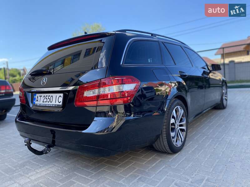 Універсал Mercedes-Benz E-Class 2011 в Івано-Франківську