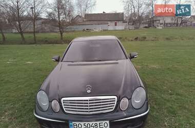 Седан Mercedes-Benz E-Class 2002 в 