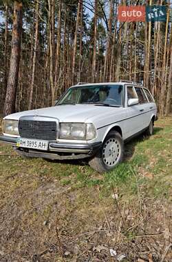 Универсал Mercedes-Benz E-Class 1985 в 