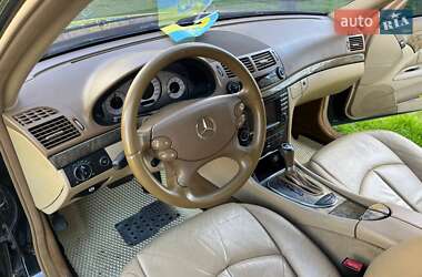 Седан Mercedes-Benz E-Class 2007 в 
