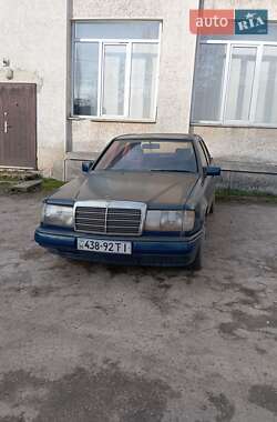 Седан Mercedes-Benz E-Class 1988 в Бучачі