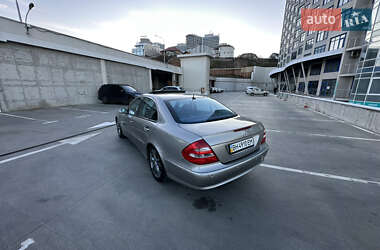Седан Mercedes-Benz E-Class 2003 в 