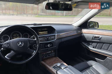 Универсал Mercedes-Benz E-Class 2011 в 