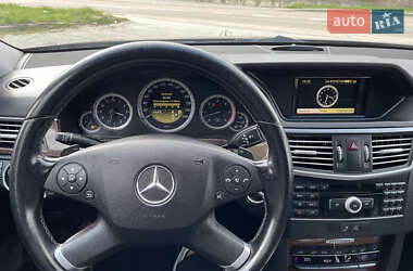 Универсал Mercedes-Benz E-Class 2011 в 