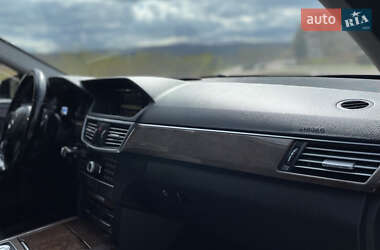 Универсал Mercedes-Benz E-Class 2011 в 