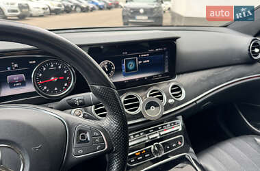 Седан Mercedes-Benz E-Class 2017 в 