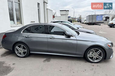 Седан Mercedes-Benz E-Class 2017 в 