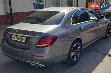 Седан Mercedes-Benz E-Class 2019 в 