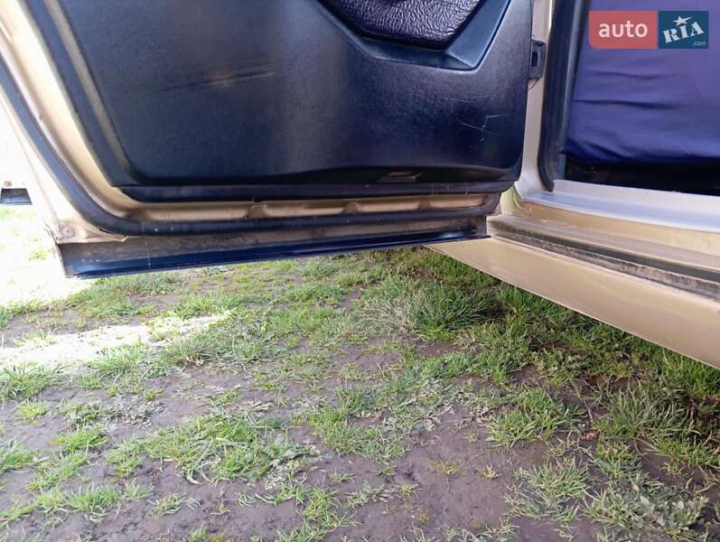 Седан Mercedes-Benz E-Class 1992 в Івано-Франківську фото 14 Седан Mercedes-Benz E-Class 1992 в Івано-Франківську