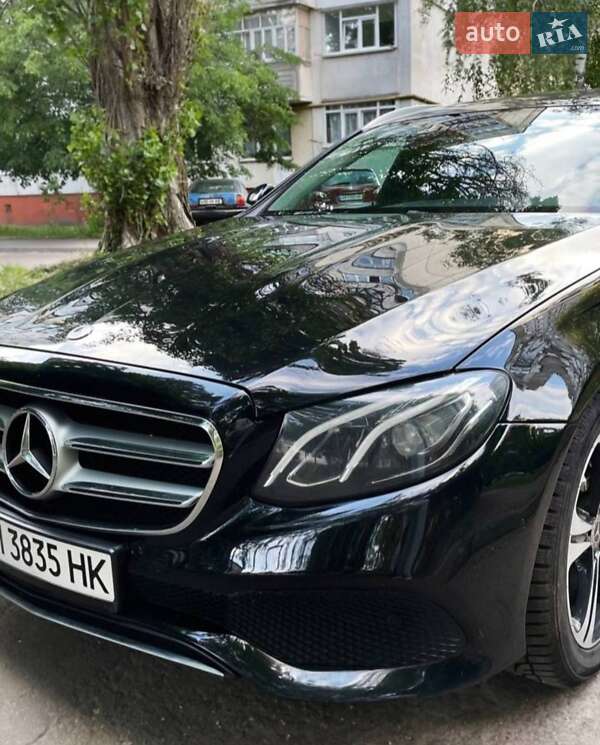 Універсал Mercedes-Benz E-Class 2017 в Житомирі