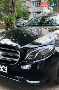 Универсал Mercedes-Benz E-Class 2017 в 