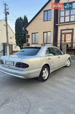 Седан Mercedes-Benz E-Class 1996 в 
