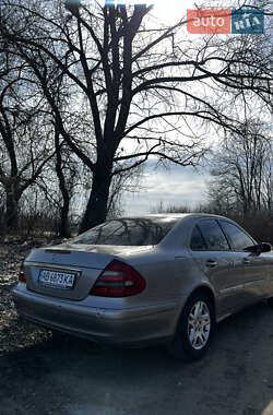 Седан Mercedes-Benz E-Class 2003 в 