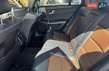 Седан Mercedes-Benz E-Class 2013 в 
