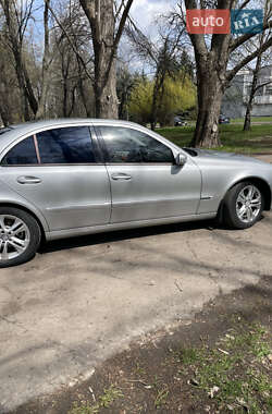 Седан Mercedes-Benz E-Class 2004 в 
