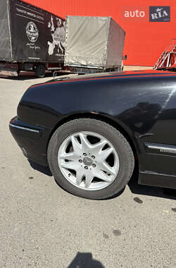 Седан Mercedes-Benz E-Class 1999 в 