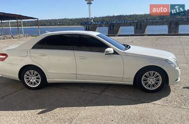Седан Mercedes-Benz E-Class 2010 в Запорожье