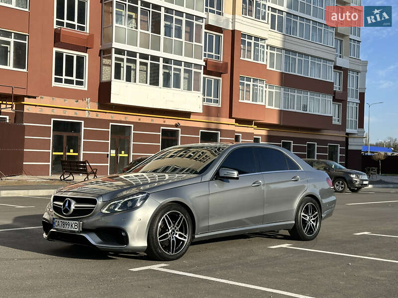 Седан Mercedes-Benz E-Class 2013 в Умані