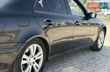 Седан Mercedes-Benz E-Class 2003 в 