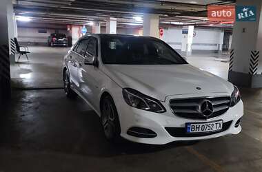 Седан Mercedes-Benz E-Class 2015 в 
