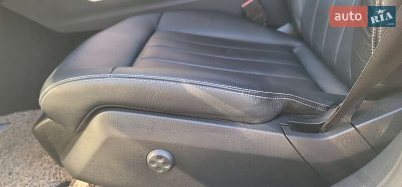 Седан Mercedes-Benz E-Class 2015 в Одесі