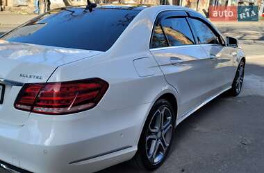 Седан Mercedes-Benz E-Class 2015 в 