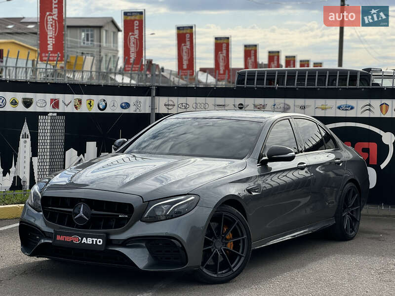 Седан Mercedes-Benz E-Class 2018 в 