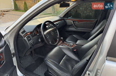 Седан Mercedes-Benz E-Class 2001 в 