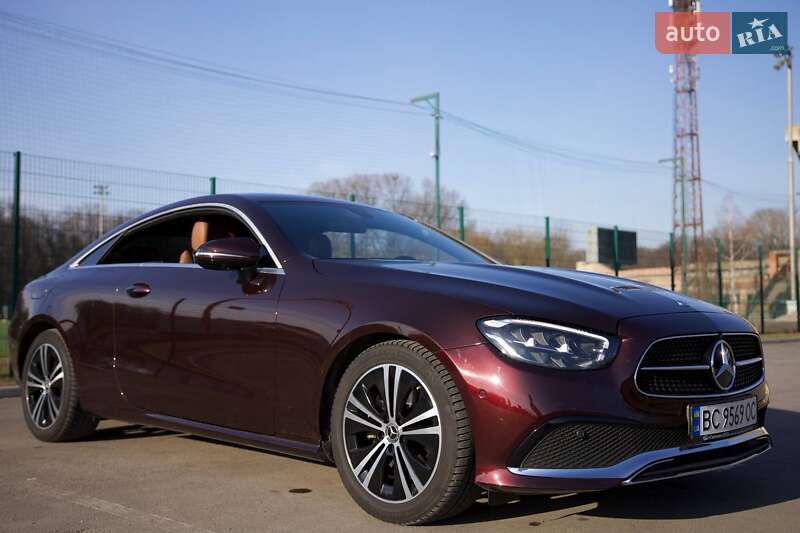 Mercedes-Benz E-Class 2022