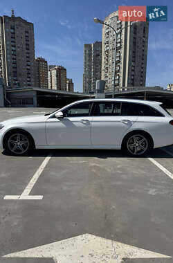 Універсал Mercedes-Benz E-Class 2018 в 
