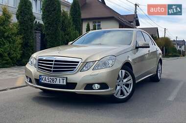 Седан Mercedes-Benz E-Class 2011 в Києві