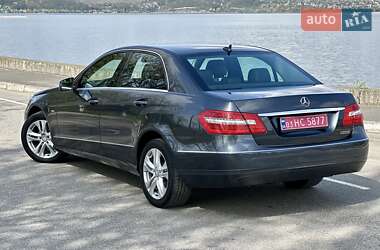 Седан Mercedes-Benz E-Class 2010 в 