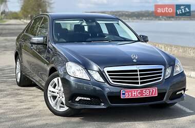 Седан Mercedes-Benz E-Class 2010 в 