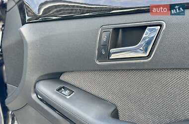 Седан Mercedes-Benz E-Class 2010 в 