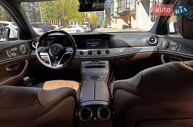 Седан Mercedes-Benz E-Class 2020 в 
