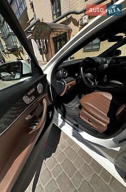 Седан Mercedes-Benz E-Class 2020 в 