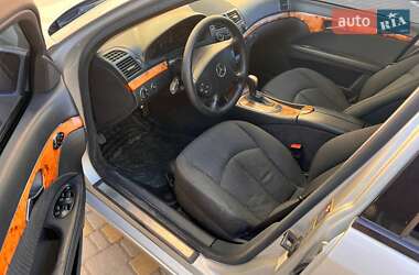 Седан Mercedes-Benz E-Class 2005 в 