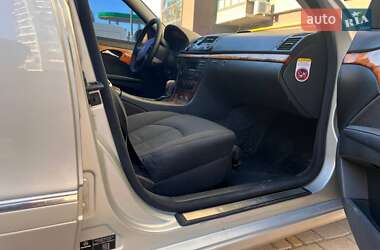 Седан Mercedes-Benz E-Class 2005 в 