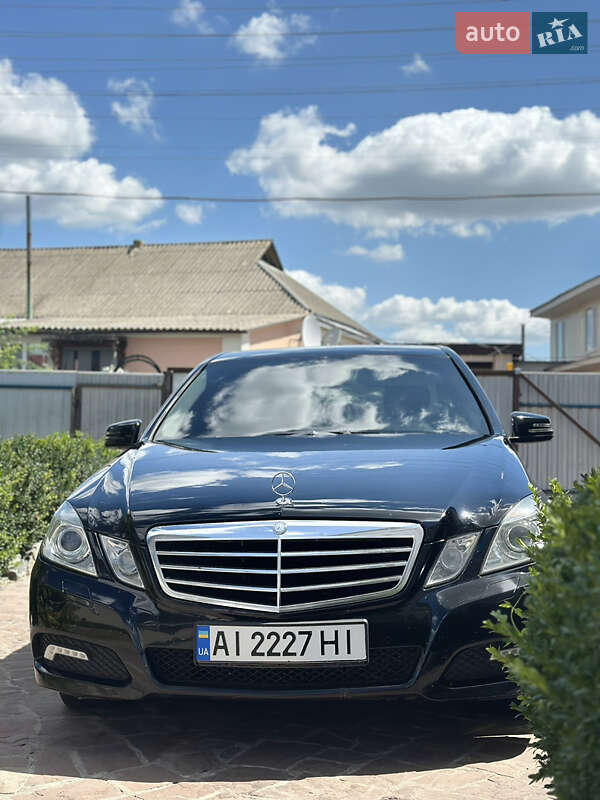 Mercedes-Benz E-Class 2009