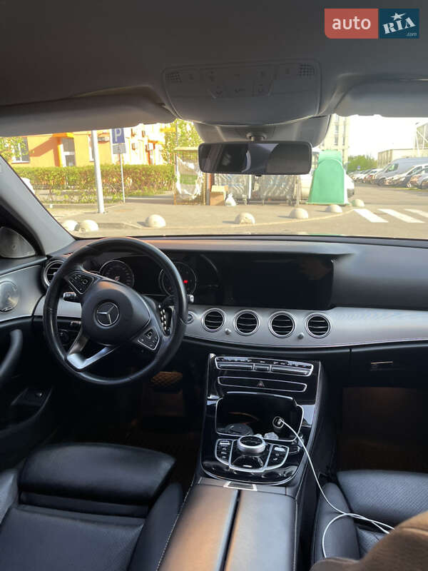 Универсал Mercedes-Benz E-Class 2016 в Киеве