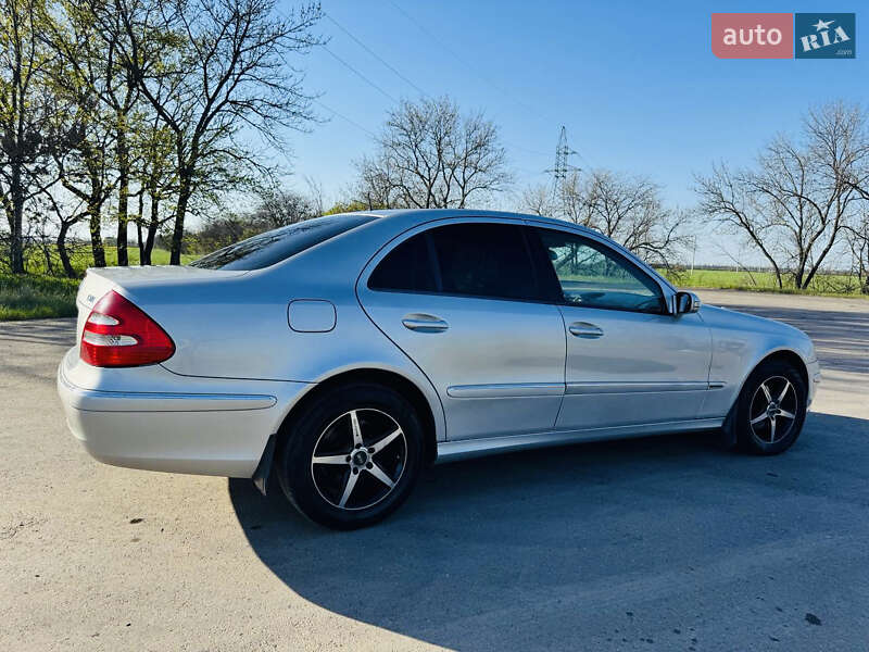 Mercedes-Benz E-Class 2003