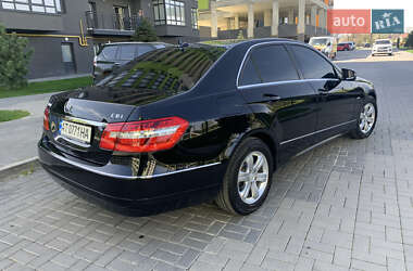 Седан Mercedes-Benz E-Class 2010 в 