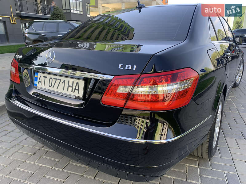 Седан Mercedes-Benz E-Class 2010 в Ивано-Франковске фото 10 Седан Mercedes-Benz E-Class 2010 в Ивано-Франковске
