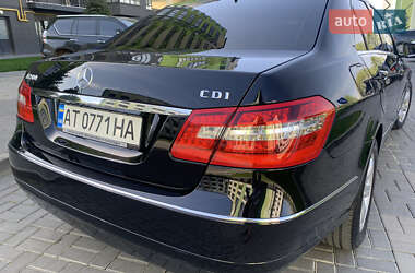 Седан Mercedes-Benz E-Class 2010 в 